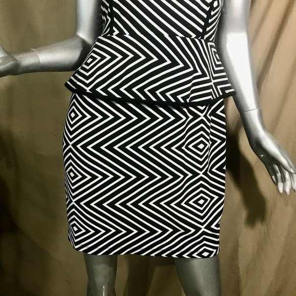 Worthington Women's Size 6 Small Black & Whit Dress Peplum Style Striped Diamond - Picture 3 of 14